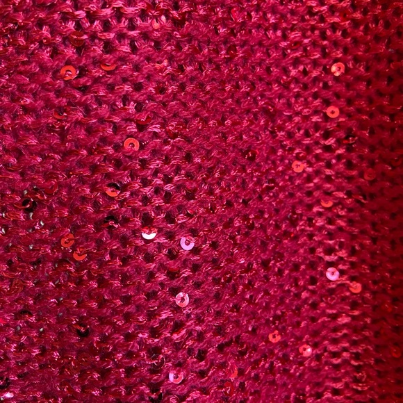 RED SPARKLE KNIT TOP - Picture 2 of 12